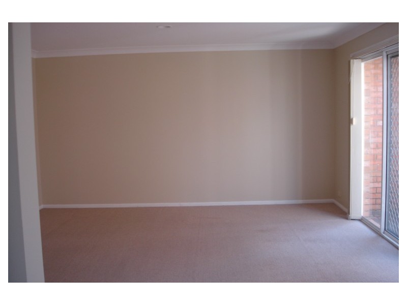 1/10 Jannie Court, Labrador QLD 4215