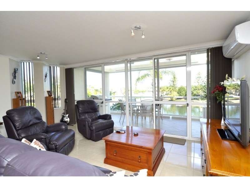 18/52 Back Street, Biggera Waters QLD 4216