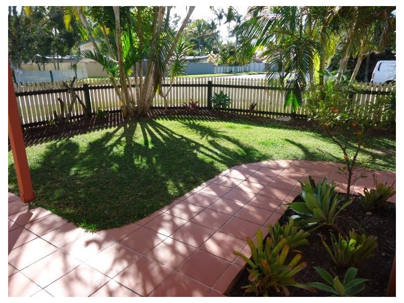 24 Bluegum Avenue, Hollywell QLD 4216