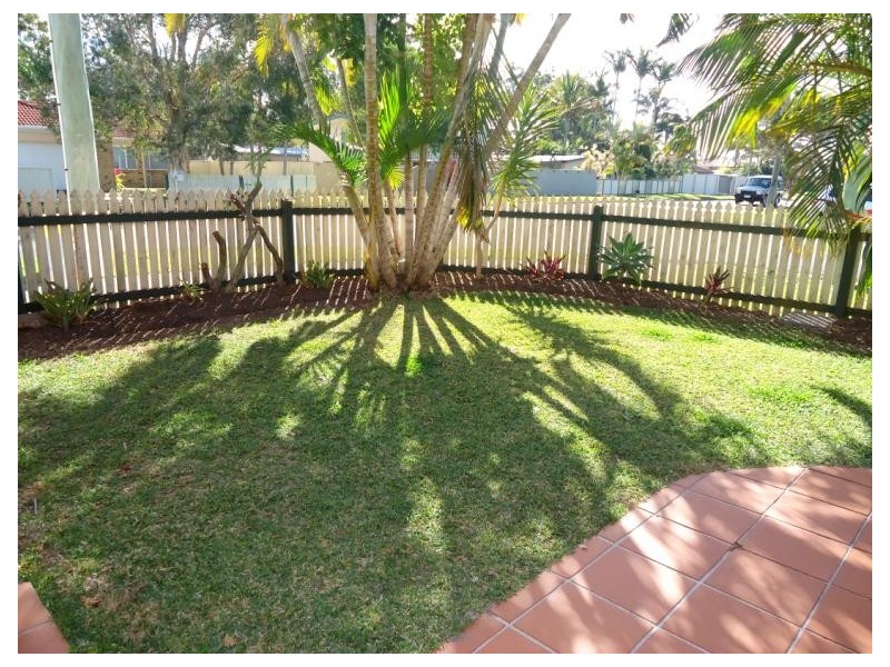 24 Bluegum Avenue, Hollywell QLD 4216