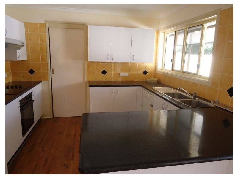 24 Bluegum Avenue, Hollywell QLD 4216