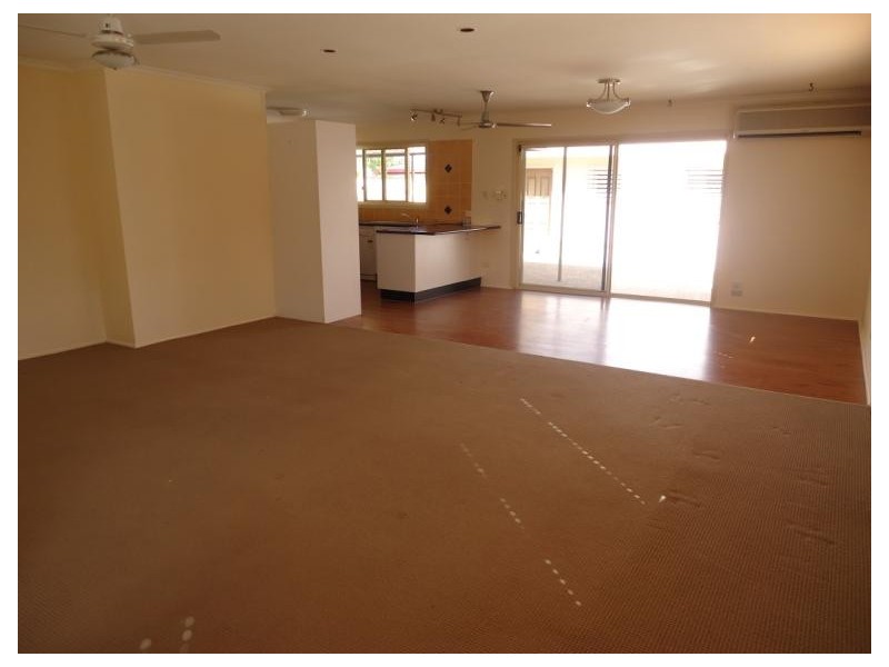 24 Bluegum Avenue, Hollywell QLD 4216