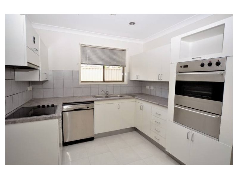 1/108 Oxley Drive, Paradise Point QLD 4216