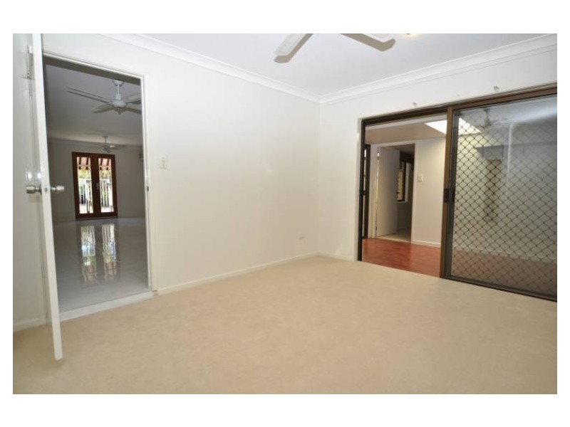1/108 Oxley Drive, Paradise Point QLD 4216
