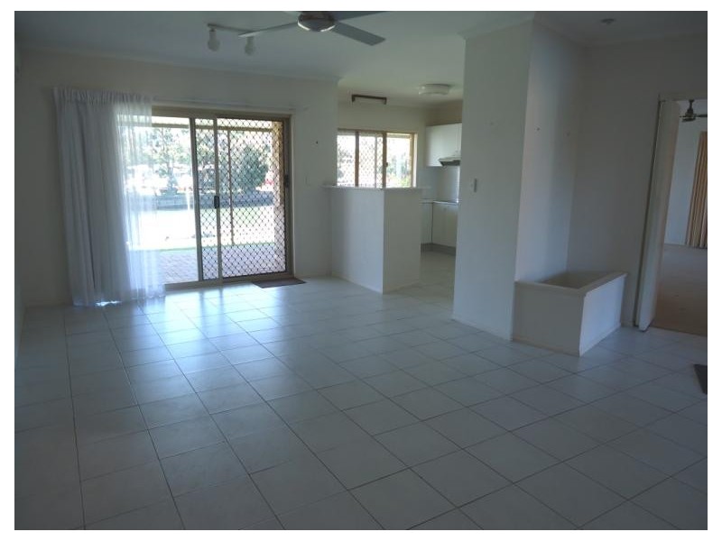 8 Clipper Court, Biggera Waters QLD 4216