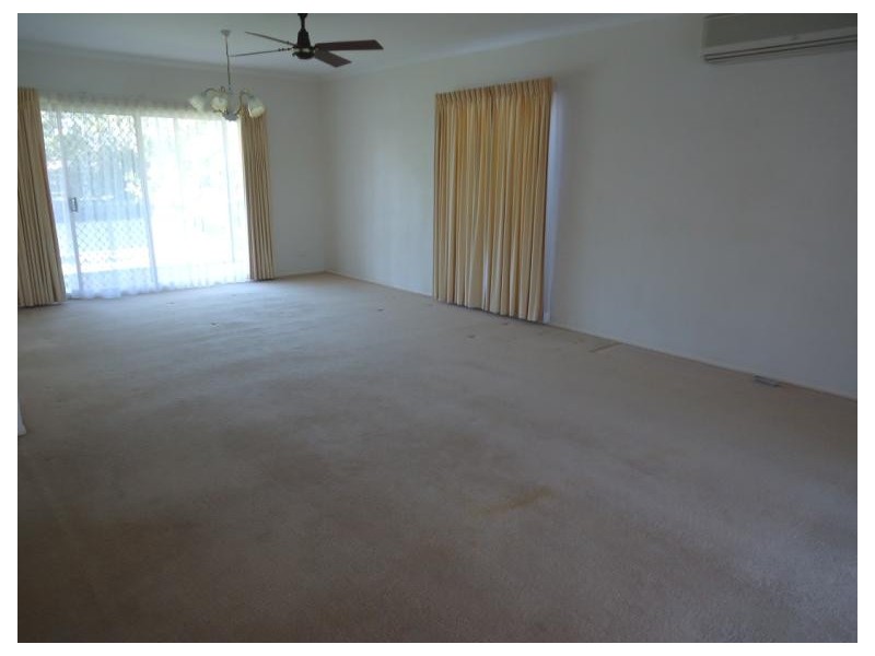 8 Clipper Court, Biggera Waters QLD 4216