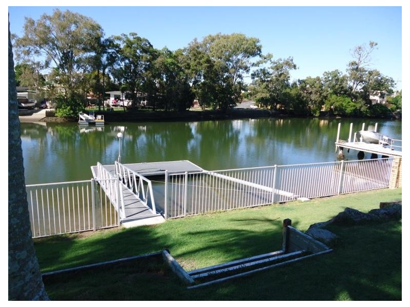 8 Clipper Court, Biggera Waters QLD 4216