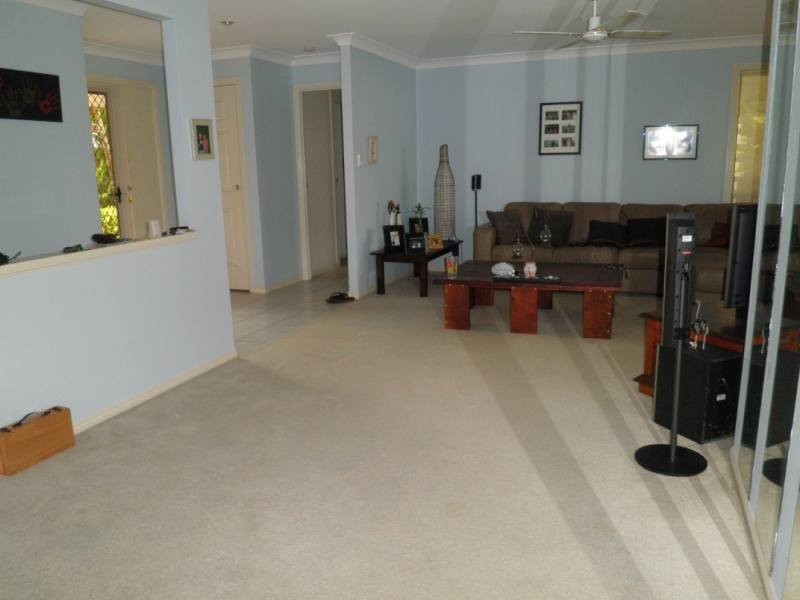 64 Parkwood Boulevarde, Parkwood QLD 4214