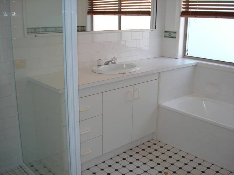 14 Stadler Court, Parkwood QLD 4214