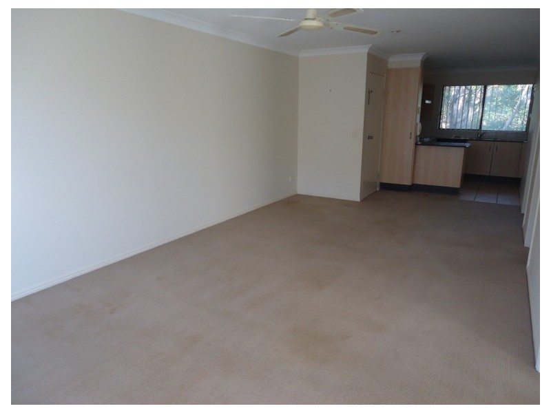 6/129 Muir Street, Labrador QLD 4215
