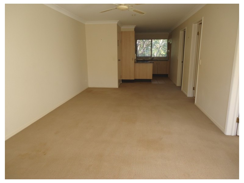 6/129 Muir Street, Labrador QLD 4215