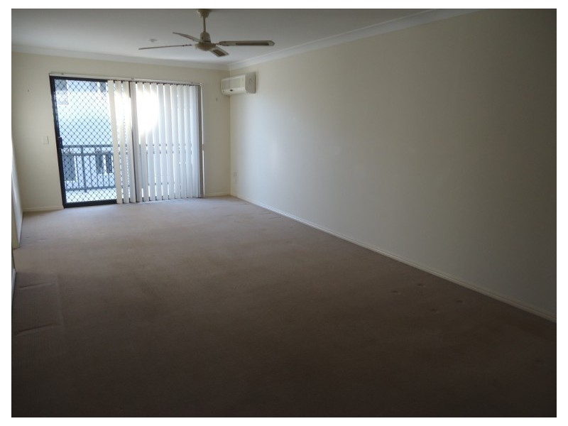 6/129 Muir Street, Labrador QLD 4215