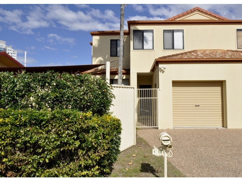 1/10 Bright Avenue, Labrador QLD 4215