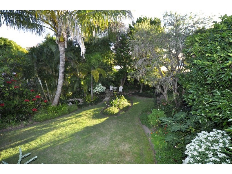 98 The Esplanade, Paradise Point QLD 4216