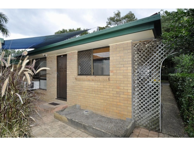 2/9 Woodgate Place, Paradise Point QLD 4216