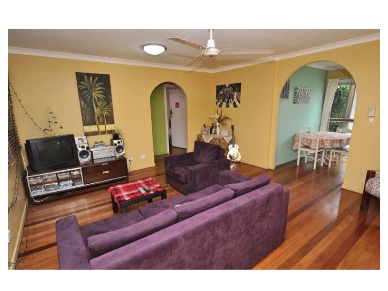 39 Parr Street, Biggera Waters QLD 4216