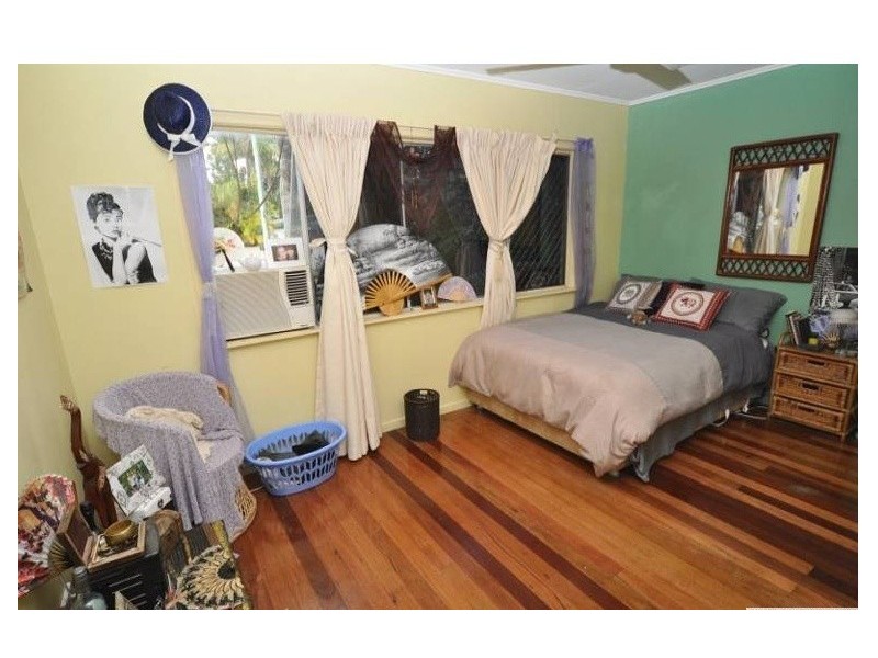 39 Parr Street, Biggera Waters QLD 4216