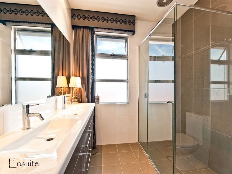 1/15 Teal Avenue, Paradise Point QLD 4216