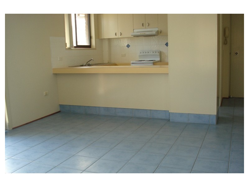 8/14 Brighton Street, Biggera Waters QLD 4216