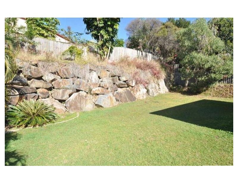33 Daintree Drive, Parkwood QLD 4214
