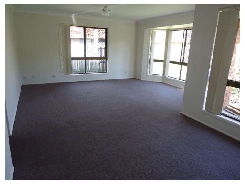 3/145 Central Street, Labrador QLD 4215