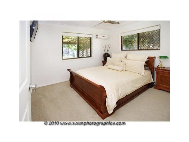 5 Augusta Court, Coombabah QLD 4216