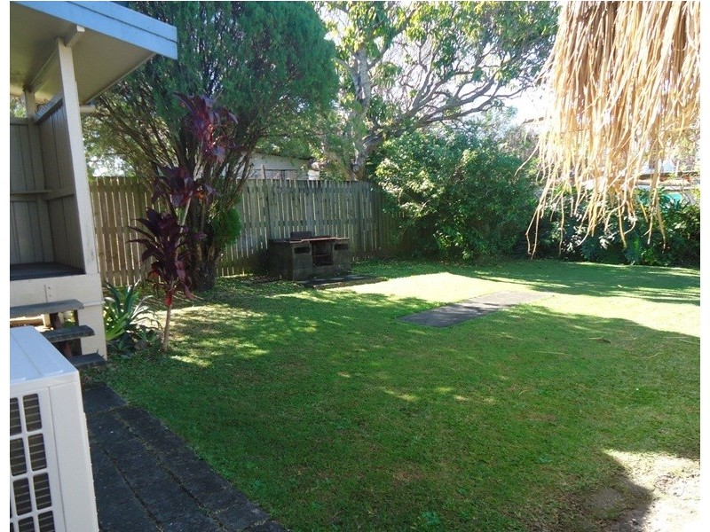 75 Musgrave Avenue, Labrador QLD 4215