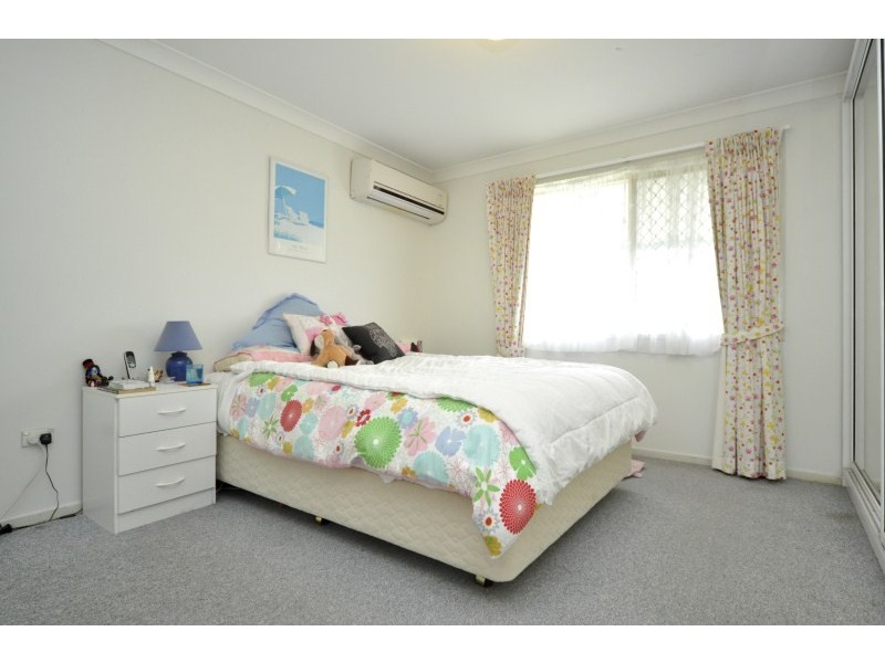 16 Bath Street, Labrador QLD 4215