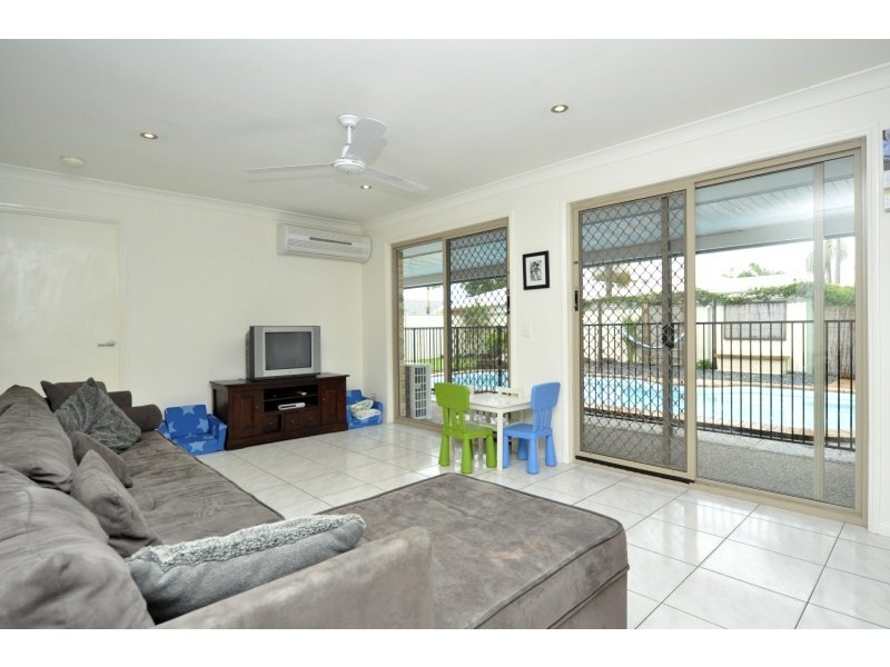 17 Gooding Drive, Coombabah QLD 4216