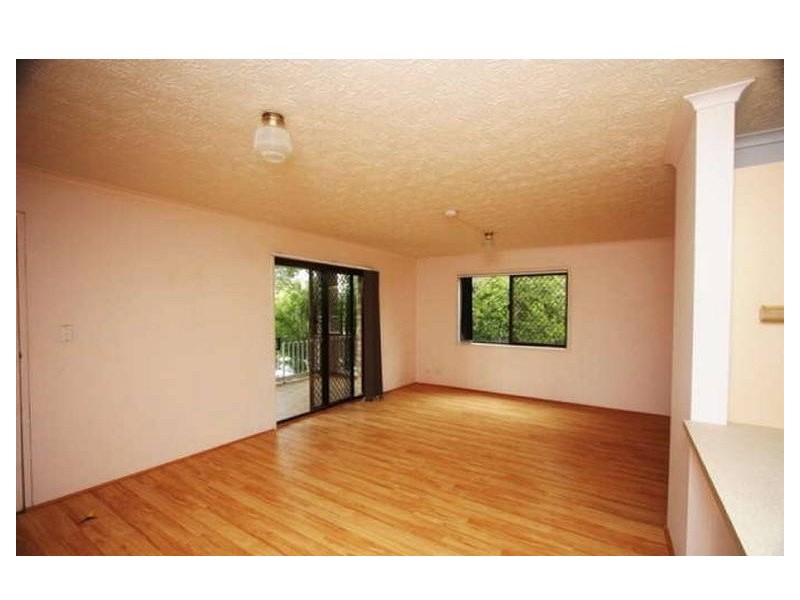 3/16  Madang Creacent, Runaway Bay QLD 4216