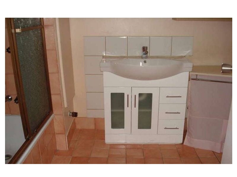 3/16  Madang Creacent, Runaway Bay QLD 4216