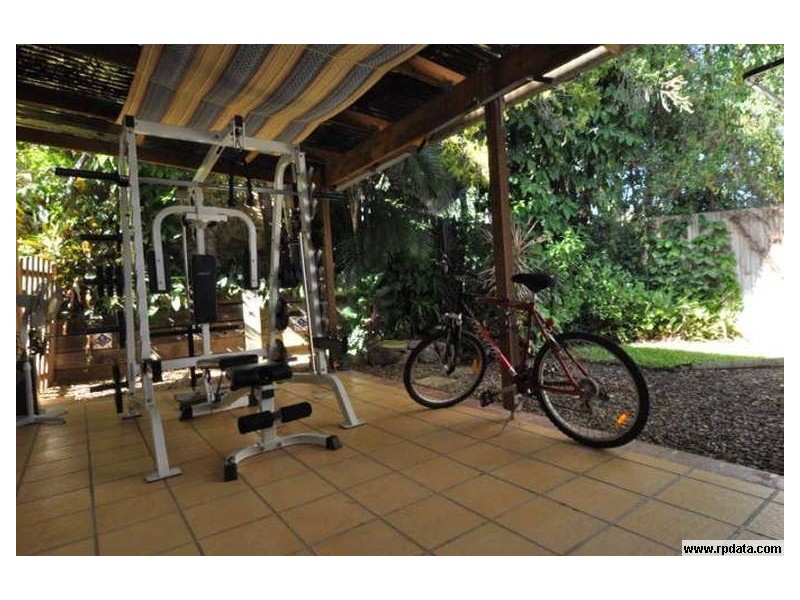 4/77 Government Road, Labrador QLD 4215