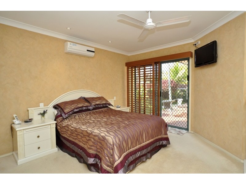 19 Grande Terrace, Helensvale QLD 4212