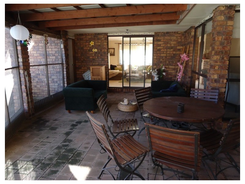 26 Tradewinds Avenue, Paradise Point QLD 4216