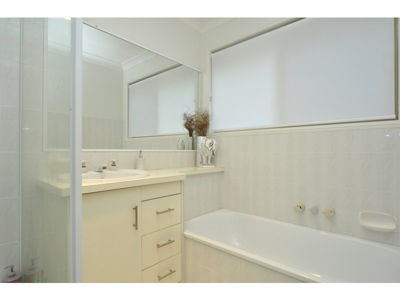 1/21 Eurimbula Court, Paradise Point QLD 4216