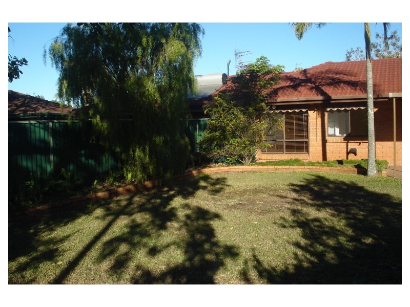 1/10 Elm Court, Labrador QLD 4215