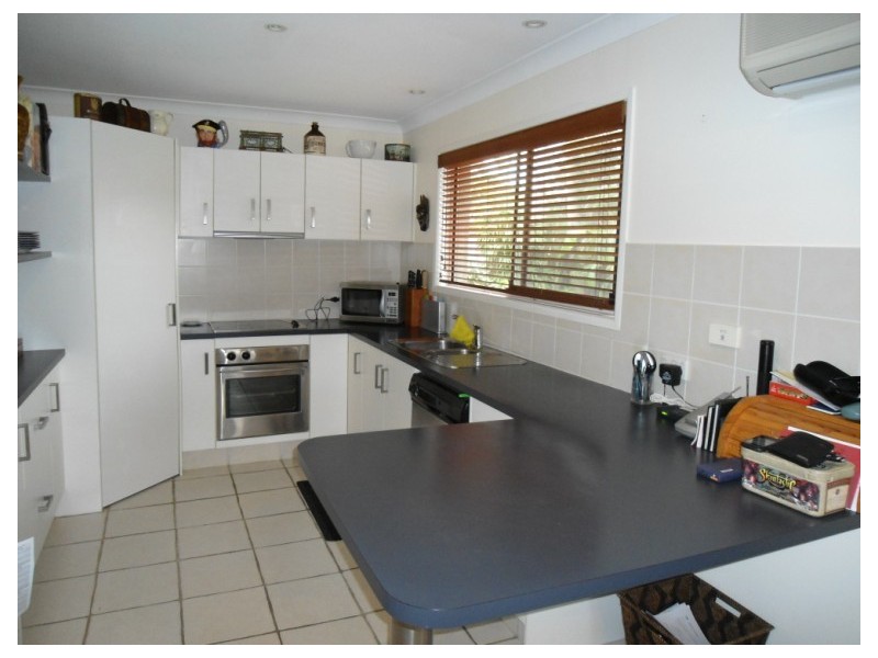34 Thrush Avenue, Paradise Point QLD 4216