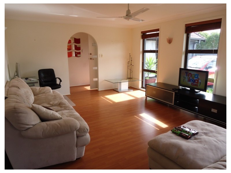 70 Columbus Drive, Hollywell QLD 4216