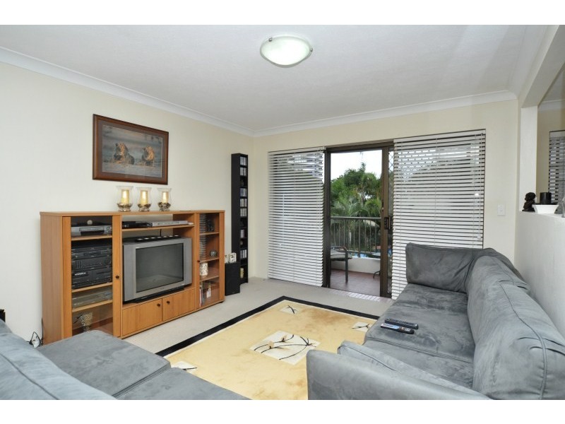 10/9 Bayview Street, Runaway Bay QLD 4216