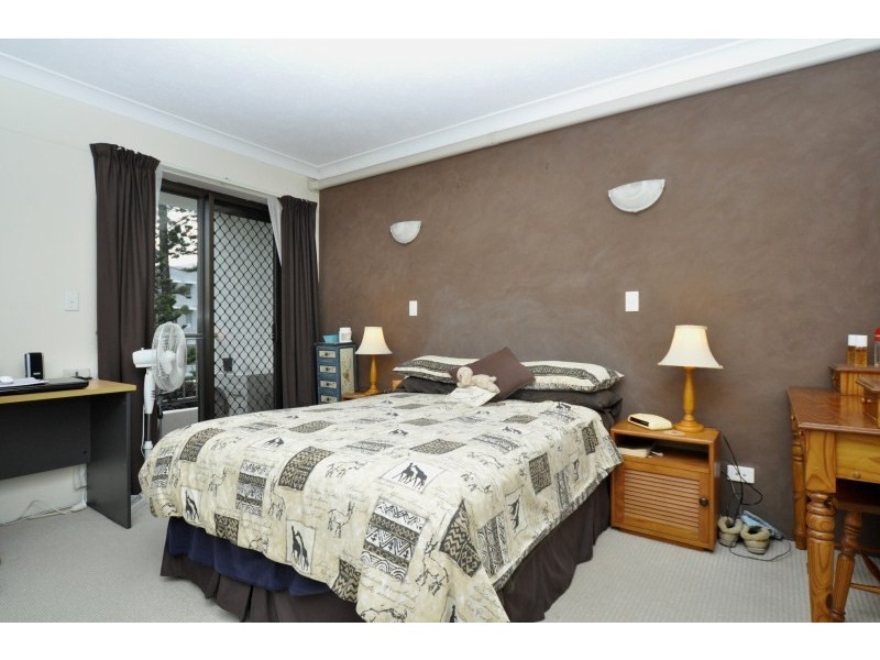 10/9 Bayview Street, Runaway Bay QLD 4216