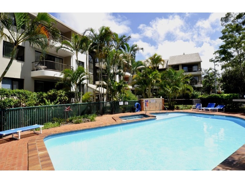 10/9 Bayview Street, Runaway Bay QLD 4216