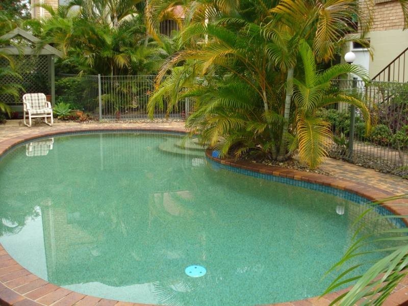 2/33 Whiting Street, Labrador QLD 4215