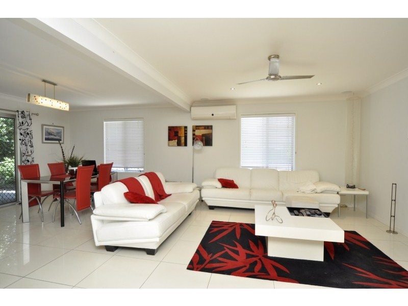 31 Coombabah Road, Runaway Bay QLD 4216