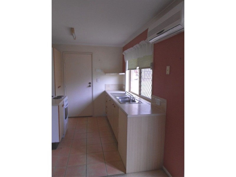 1/5 Jupiter Close, Labrador QLD 4215