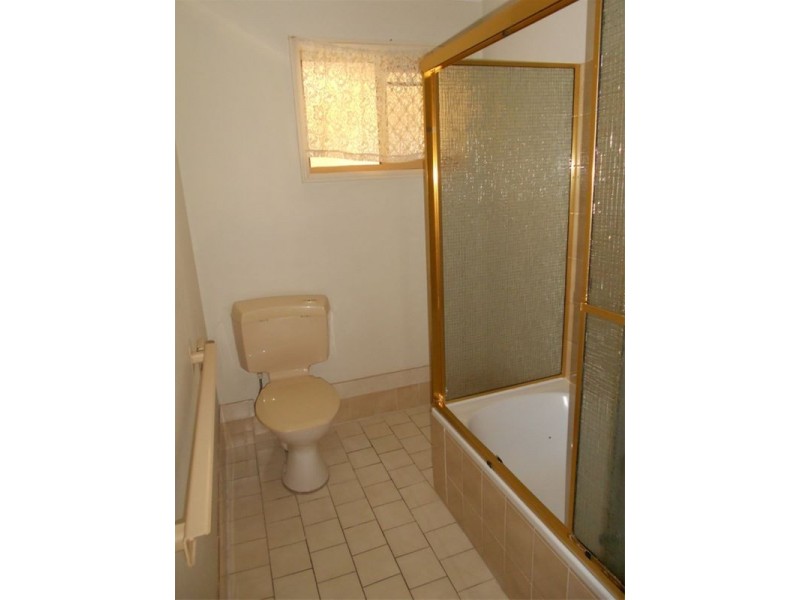 1/5 Jupiter Close, Labrador QLD 4215