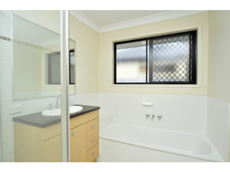 5 Watergum Parade, Molendinar QLD 4214