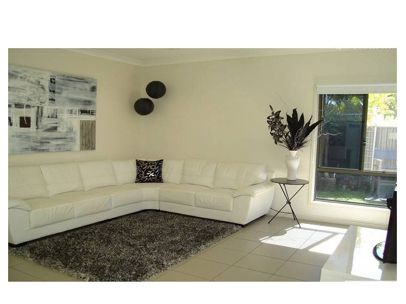 39 Costa Del Sol Avenue, Coombabah QLD 4216