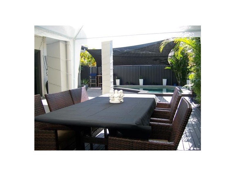 39 Costa Del Sol Avenue, Coombabah QLD 4216