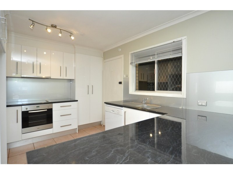 5 Paradise Parade, Paradise Point QLD 4216