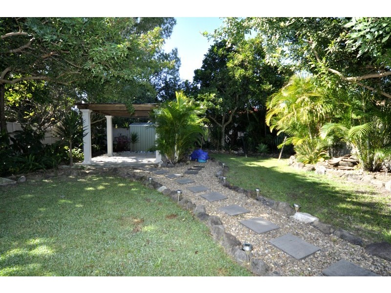 5 Paradise Parade, Paradise Point QLD 4216